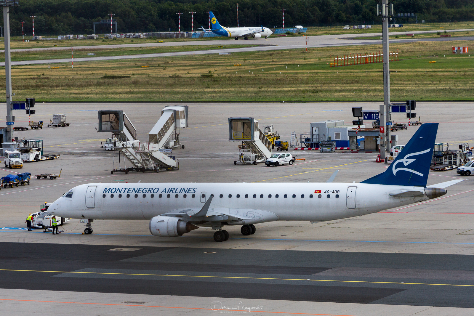 Montenegro Airlines / Embraer ERJ195LR / 4O-AOB / FRA / EDDF